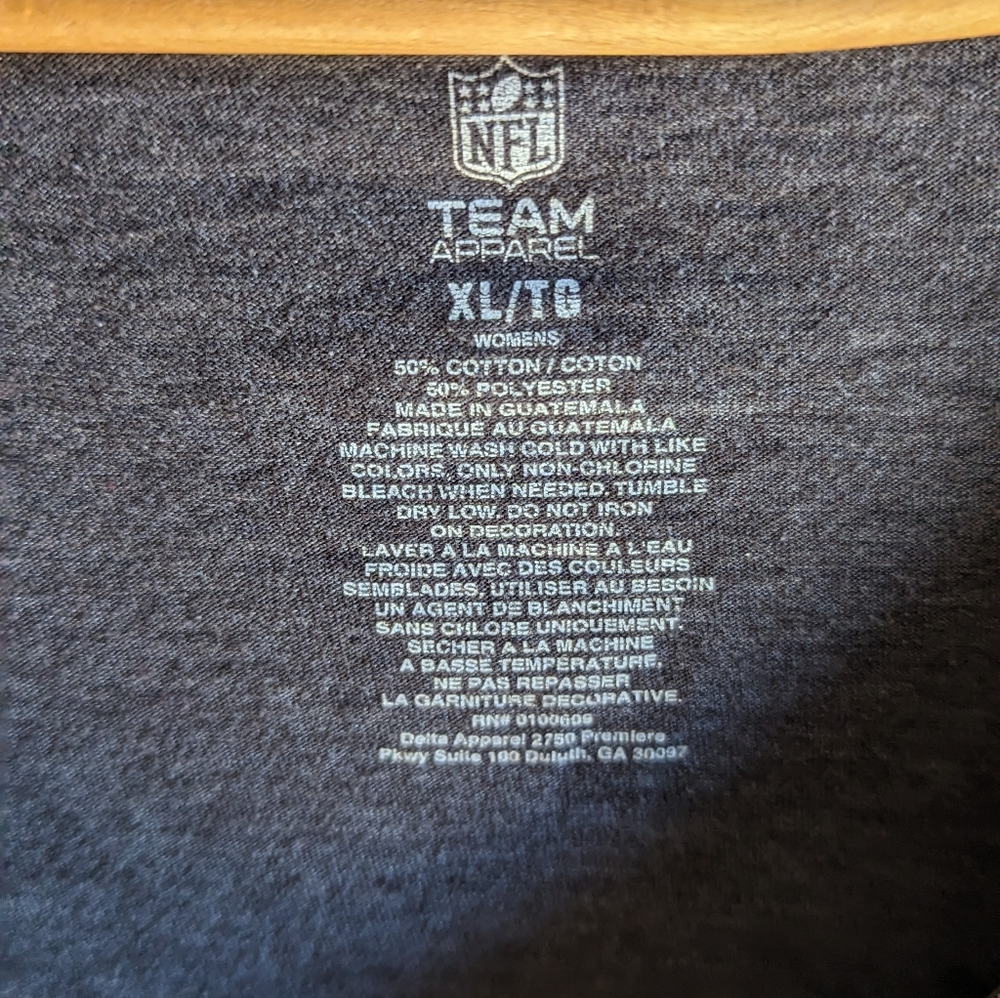 Raiders Football Tee women's XL - Picture 3 of 5